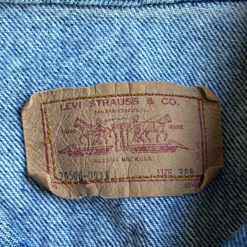 Levi's Denim Type 3 Jacket Mens 38 M Blue Trucker Made in USA Vintage 4-Pocket